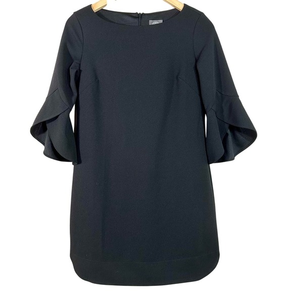 Vince Camuto Dresses & Skirts - Vince Camuto Black Tiered Bell Sleeve Shift Dress Womens 2P Petite Boat Neck Zip